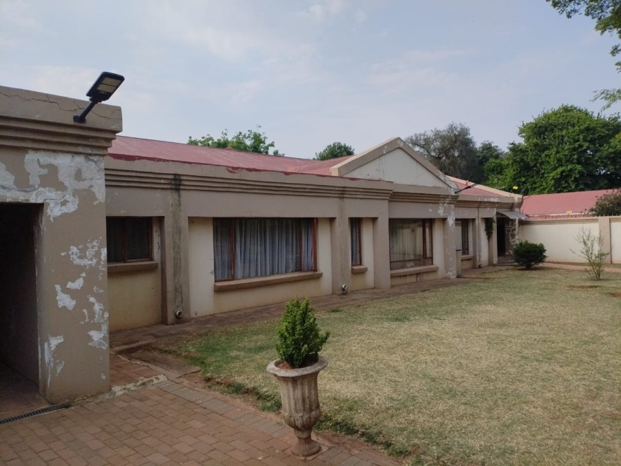 3 Bedroom Property for Sale in Rowhill Gauteng