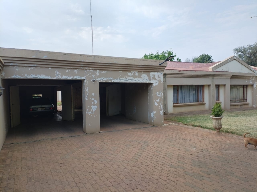 3 Bedroom Property for Sale in Rowhill Gauteng