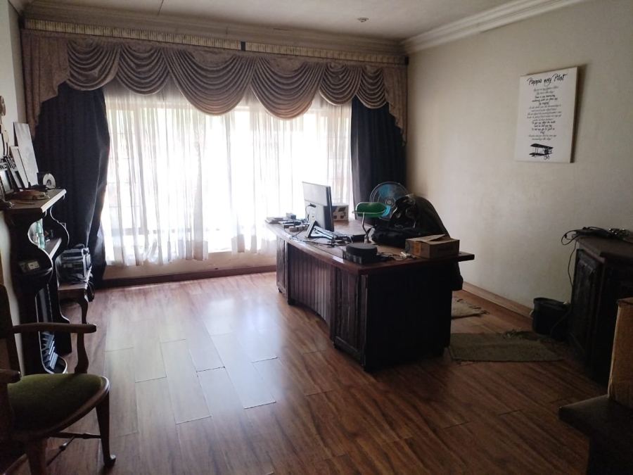 3 Bedroom Property for Sale in Rowhill Gauteng