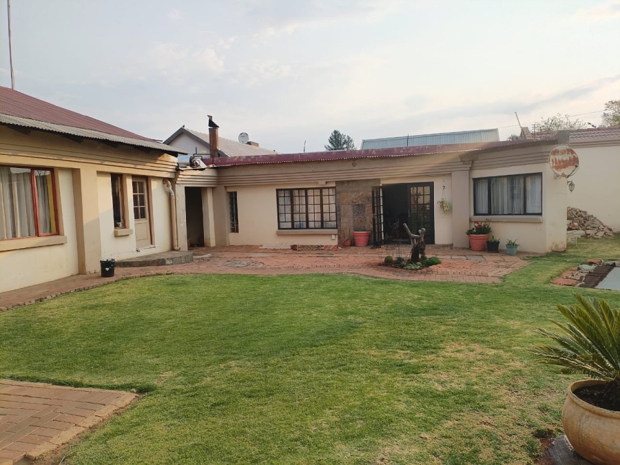 3 Bedroom Property for Sale in Rowhill Gauteng
