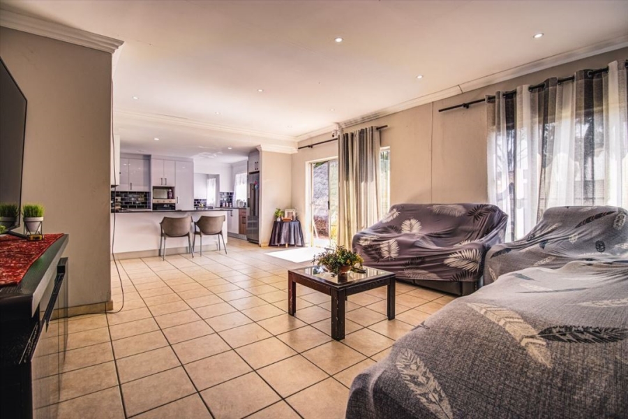 3 Bedroom Property for Sale in Birch Acres Gauteng