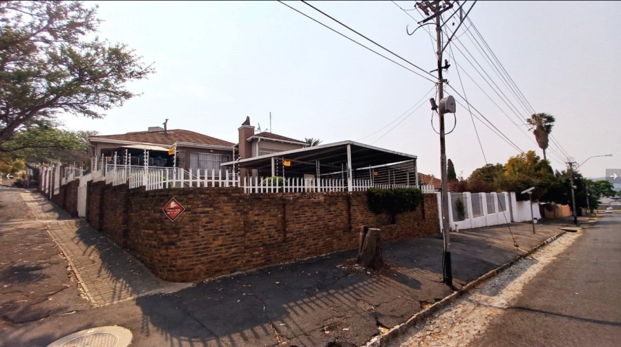4 Bedroom Property for Sale in Kensington Gauteng
