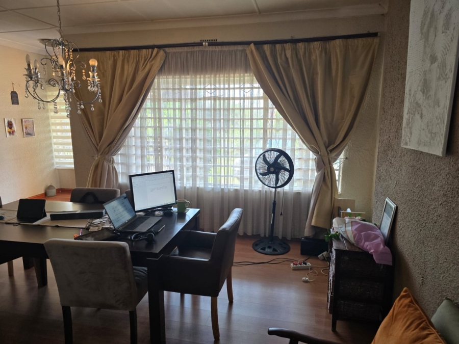 3 Bedroom Property for Sale in Rustivia Gauteng