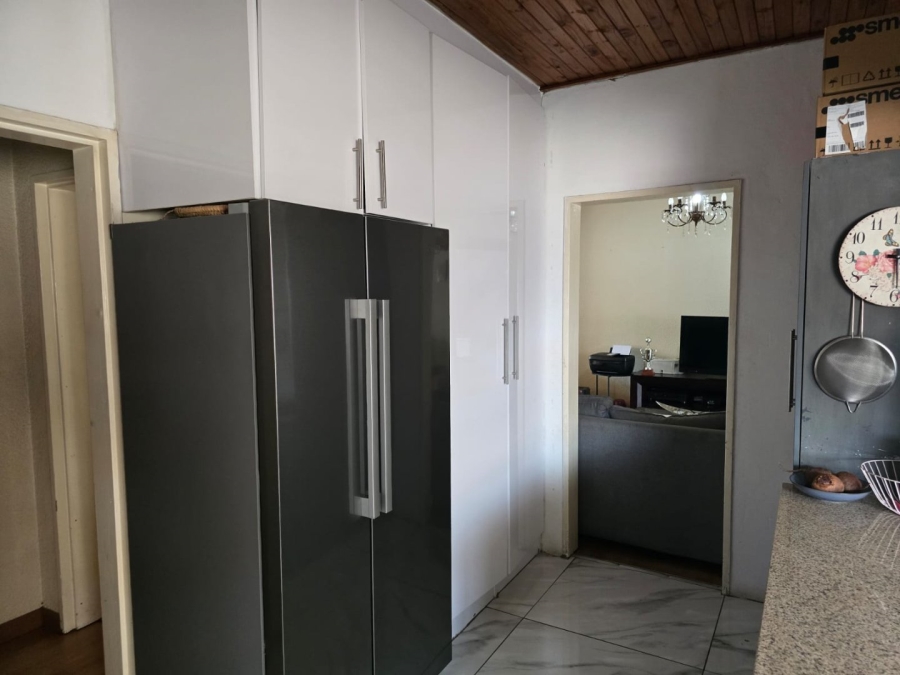 3 Bedroom Property for Sale in Rustivia Gauteng