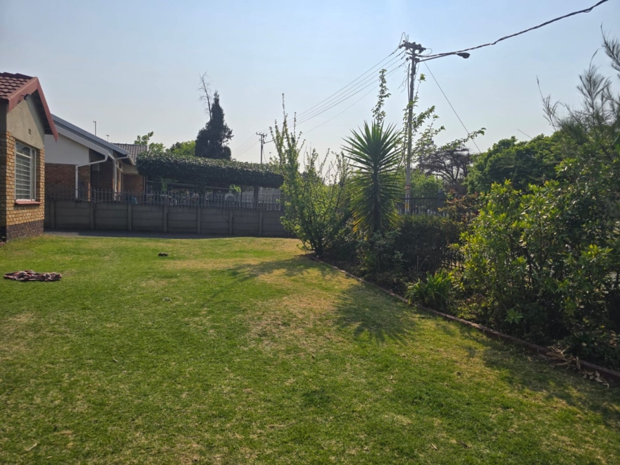 3 Bedroom Property for Sale in Rustivia Gauteng