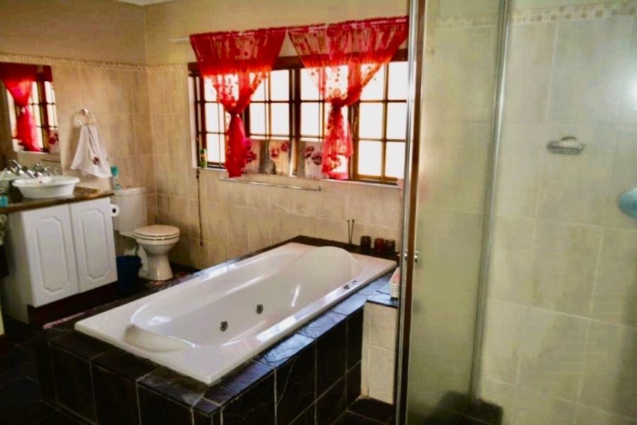 5 Bedroom Property for Sale in Bronkhorstspruit Gauteng