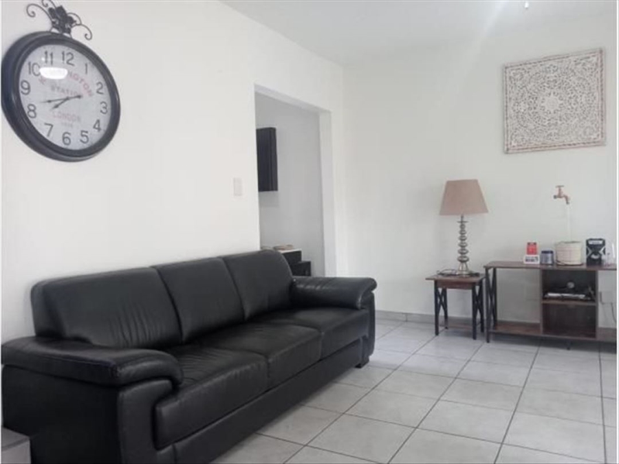 3 Bedroom Property for Sale in Birchleigh Gauteng
