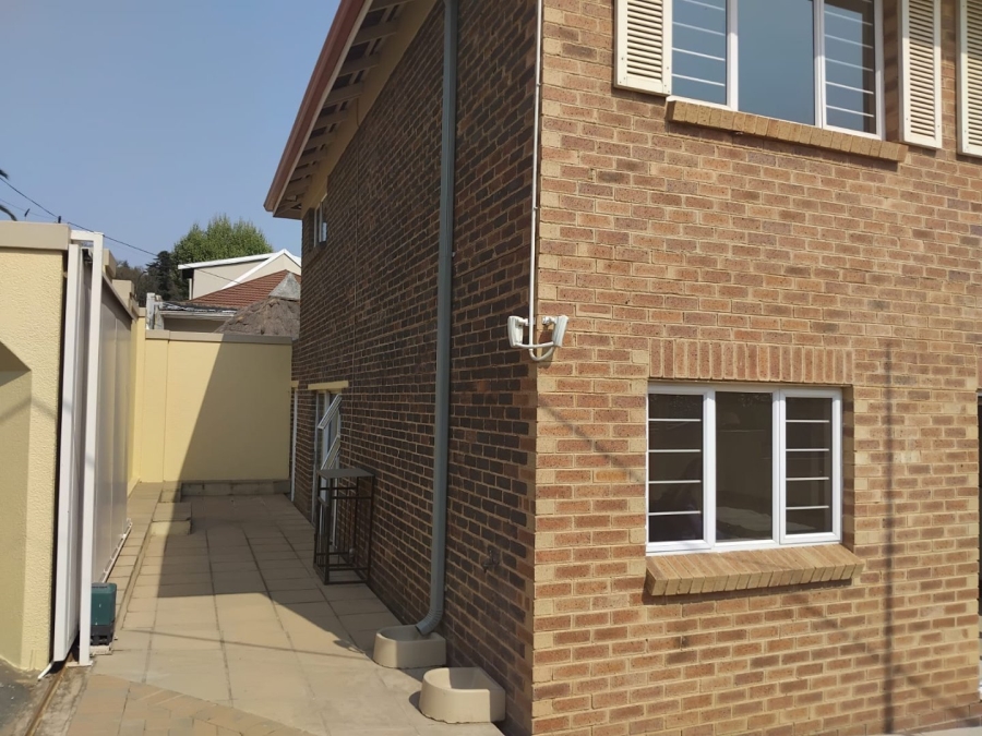 4 Bedroom Property for Sale in Kensington Gauteng