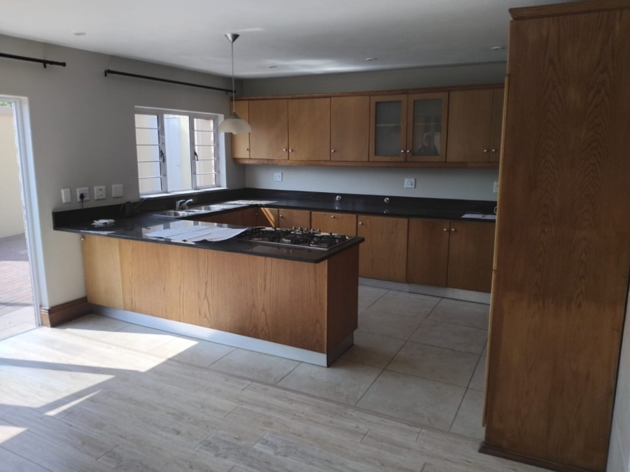 4 Bedroom Property for Sale in Kensington Gauteng