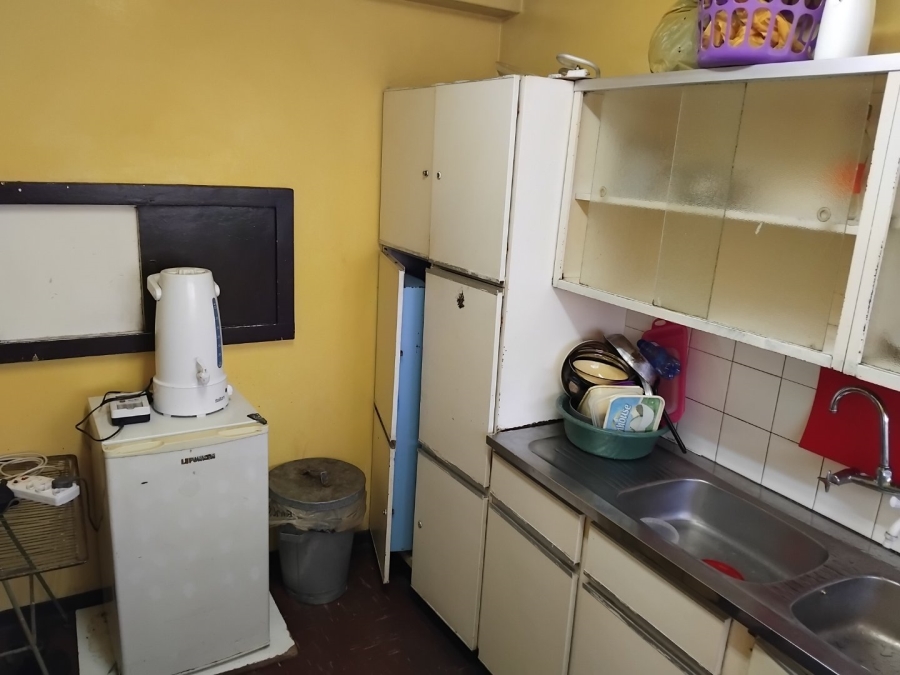 2 Bedroom Property for Sale in Jeppestown Gauteng
