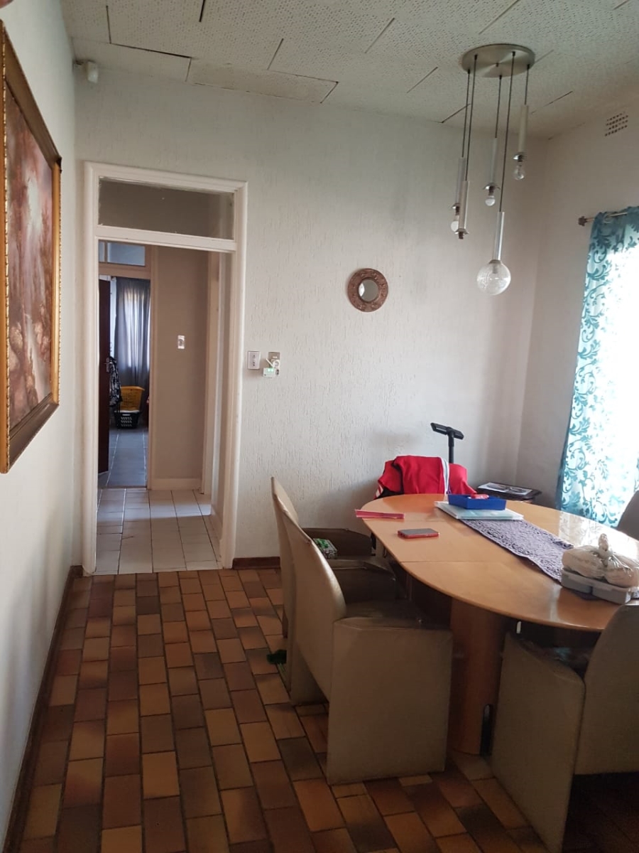3 Bedroom Property for Sale in Bezuidenhout Valley Gauteng