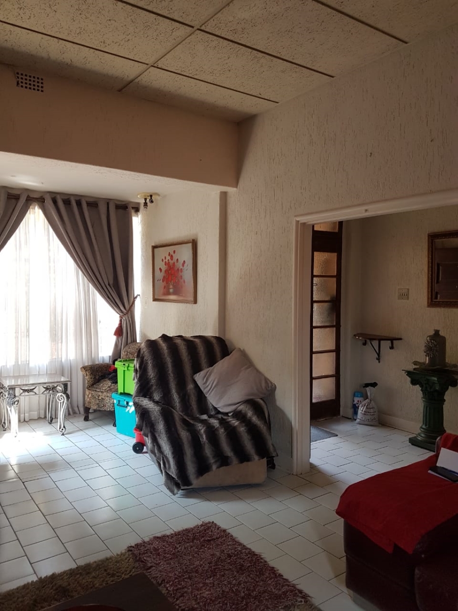 3 Bedroom Property for Sale in Bezuidenhout Valley Gauteng