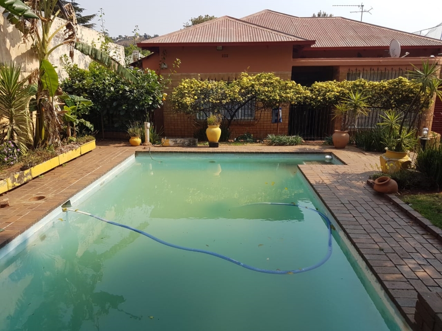3 Bedroom Property for Sale in Bezuidenhout Valley Gauteng