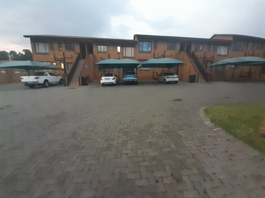 To Let 2 Bedroom Property for Rent in Meredale Gauteng