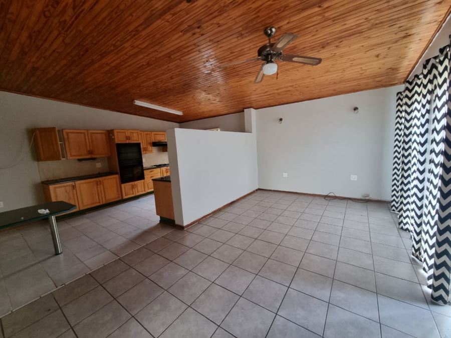 To Let 2 Bedroom Property for Rent in Vaaloewer Gauteng
