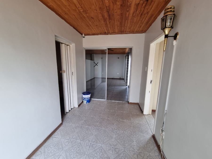 To Let 2 Bedroom Property for Rent in Vaaloewer Gauteng