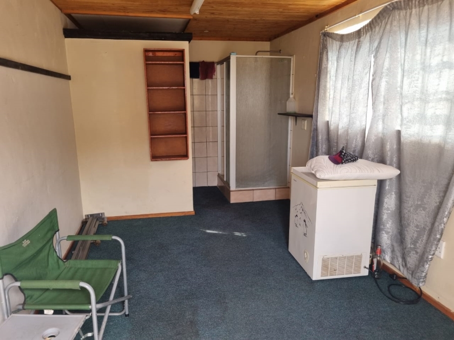 To Let 2 Bedroom Property for Rent in Vaaloewer Gauteng