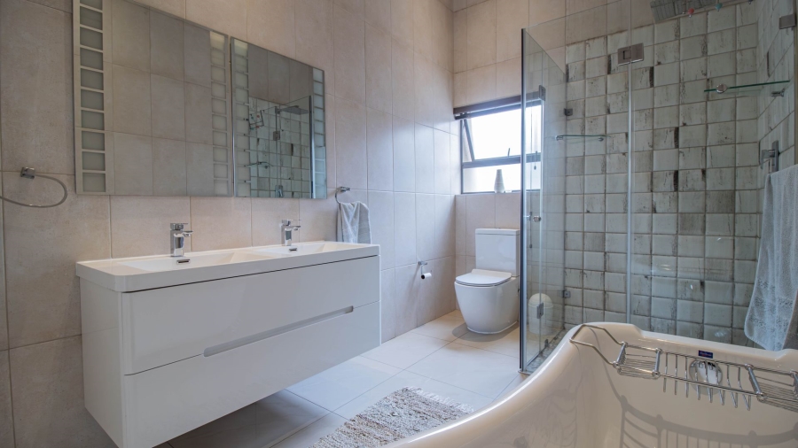 3 Bedroom Property for Sale in Eye of Africa Gauteng