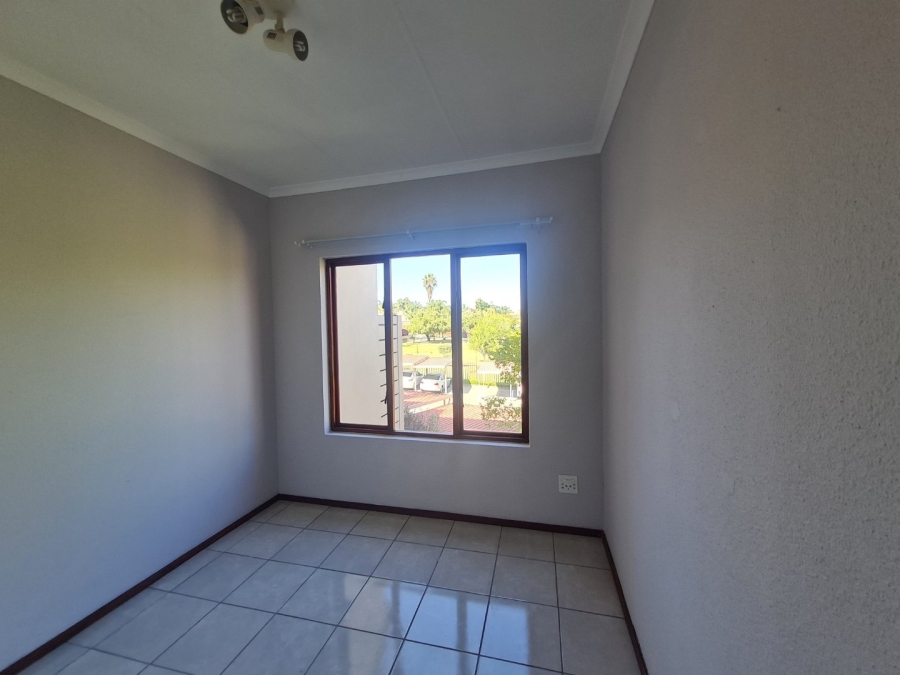 2 Bedroom Property for Sale in Dowerglen Gauteng