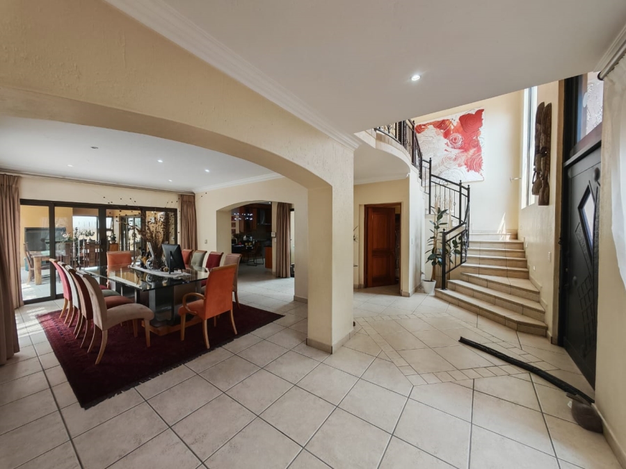 5 Bedroom Property for Sale in Beyers Park Gauteng