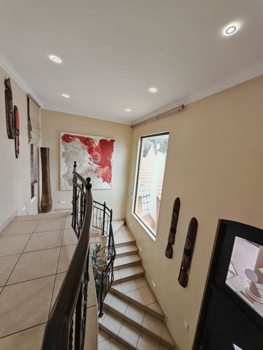 5 Bedroom Property for Sale in Beyers Park Gauteng