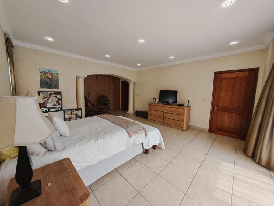 5 Bedroom Property for Sale in Beyers Park Gauteng