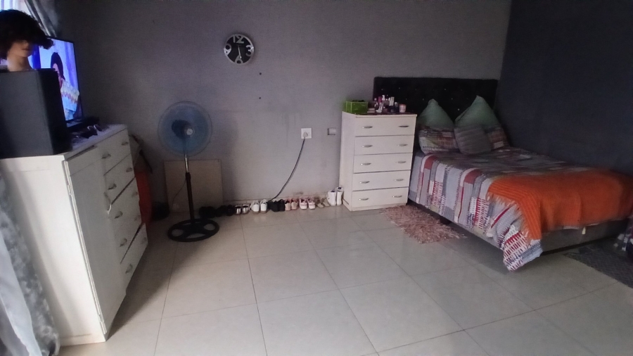 5 Bedroom Property for Sale in Soshanguve X Gauteng
