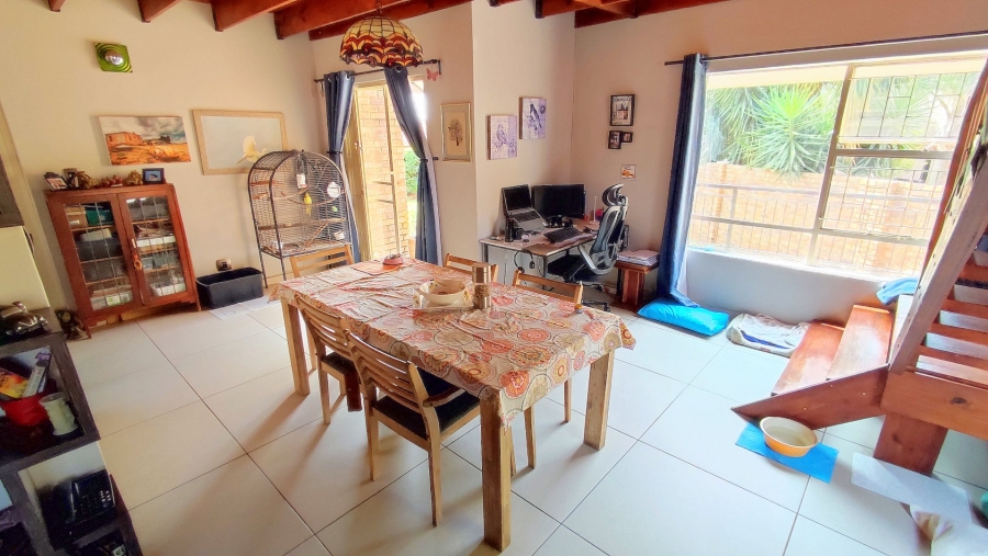 3 Bedroom Property for Sale in Amberfield Crest Estate Gauteng
