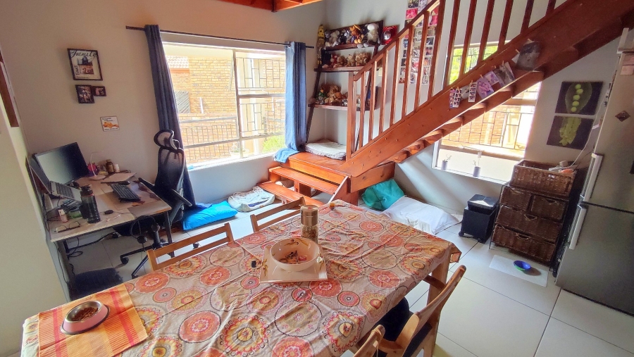 3 Bedroom Property for Sale in Amberfield Crest Estate Gauteng