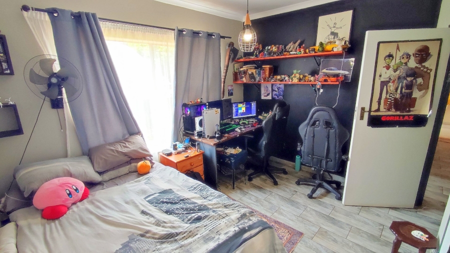 3 Bedroom Property for Sale in Amberfield Crest Estate Gauteng
