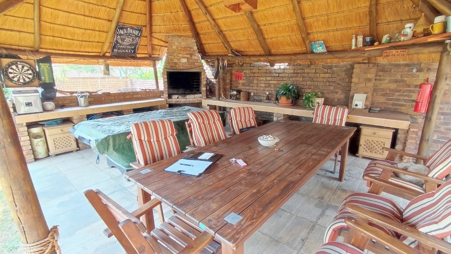 3 Bedroom Property for Sale in Amberfield Crest Estate Gauteng