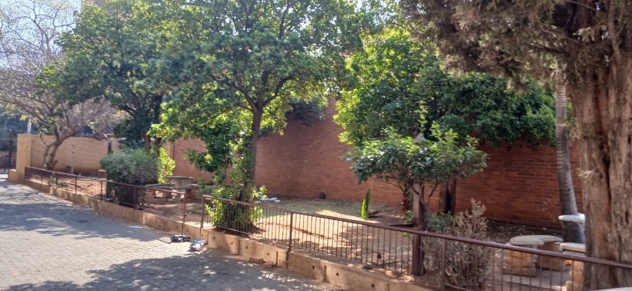 6 Bedroom Property for Sale in Pretoria Gauteng