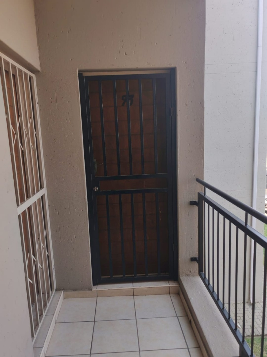 To Let 2 Bedroom Property for Rent in Brentwood Park AH Gauteng
