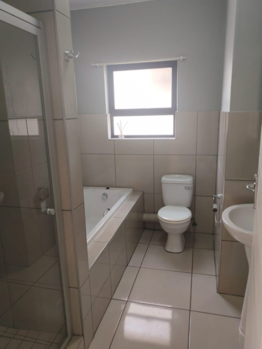 To Let 2 Bedroom Property for Rent in Brentwood Park AH Gauteng