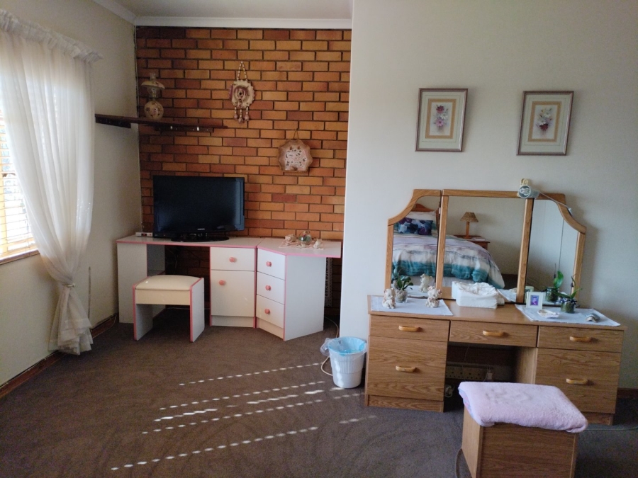 2 Bedroom Property for Sale in Edelweiss Gauteng