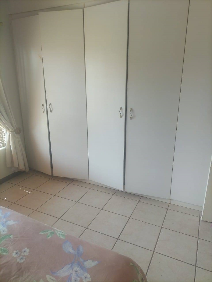 To Let 3 Bedroom Property for Rent in Heatherdale AH Gauteng