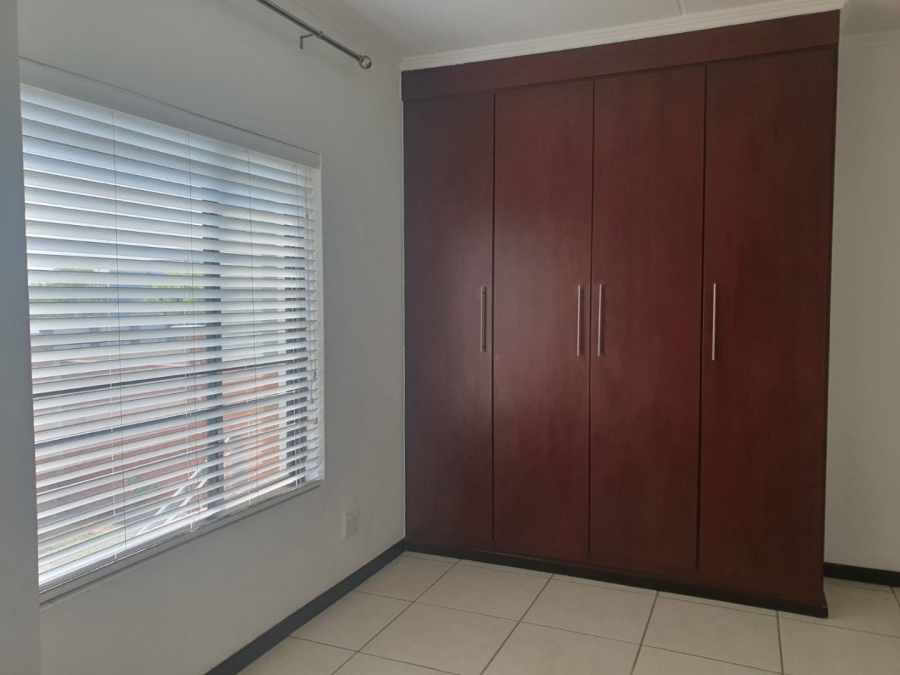 3 Bedroom Property for Sale in Greenstone Hill Gauteng
