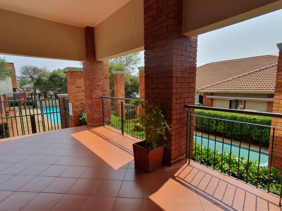 3 Bedroom Property for Sale in Greenstone Hill Gauteng