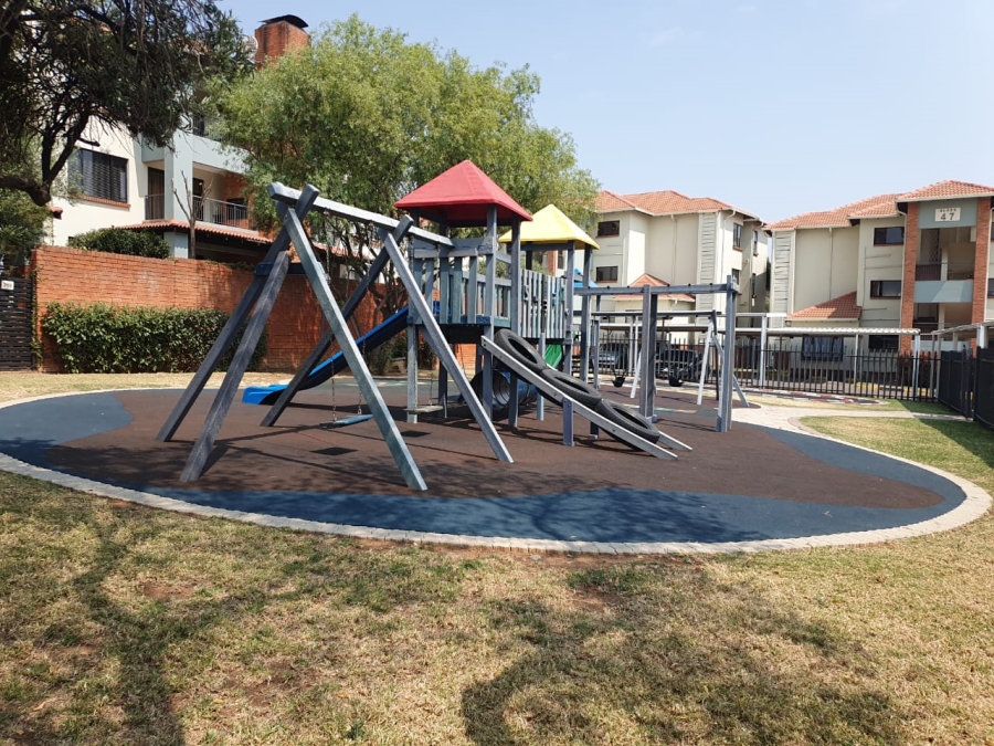 3 Bedroom Property for Sale in Greenstone Hill Gauteng