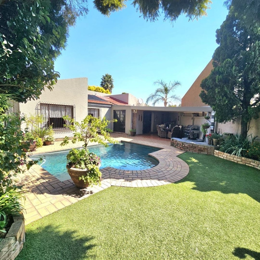 3 Bedroom Property for Sale in Parkdene Gauteng
