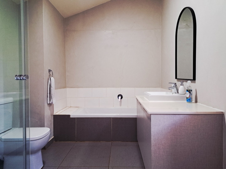 2 Bedroom Property for Sale in Braamfontein Werf Gauteng