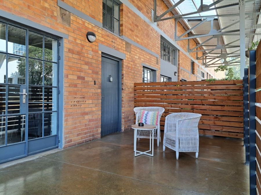 2 Bedroom Property for Sale in Braamfontein Werf Gauteng