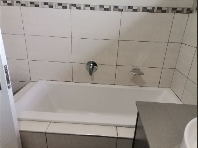 3 Bedroom Property for Sale in Maroeladal Gauteng