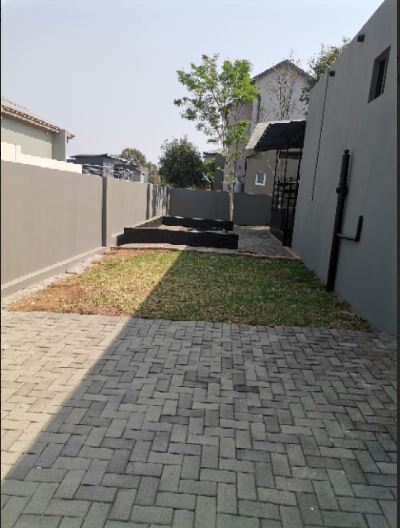 3 Bedroom Property for Sale in Maroeladal Gauteng