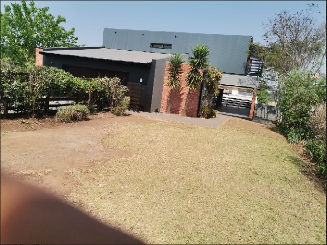 3 Bedroom Property for Sale in Maroeladal Gauteng
