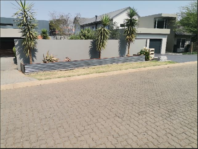 3 Bedroom Property for Sale in Maroeladal Gauteng