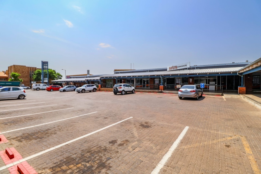 To Let Commercial Property for Rent in Erasmus Gauteng