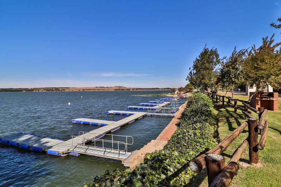 3 Bedroom Property for Sale in Bronkhorstbaai Gauteng