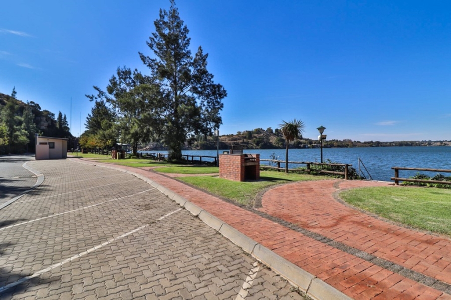 3 Bedroom Property for Sale in Bronkhorstbaai Gauteng