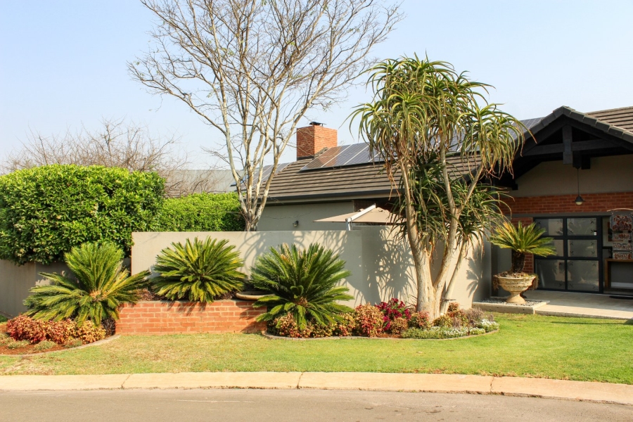 4 Bedroom Property for Sale in Midstream Ridge Gauteng